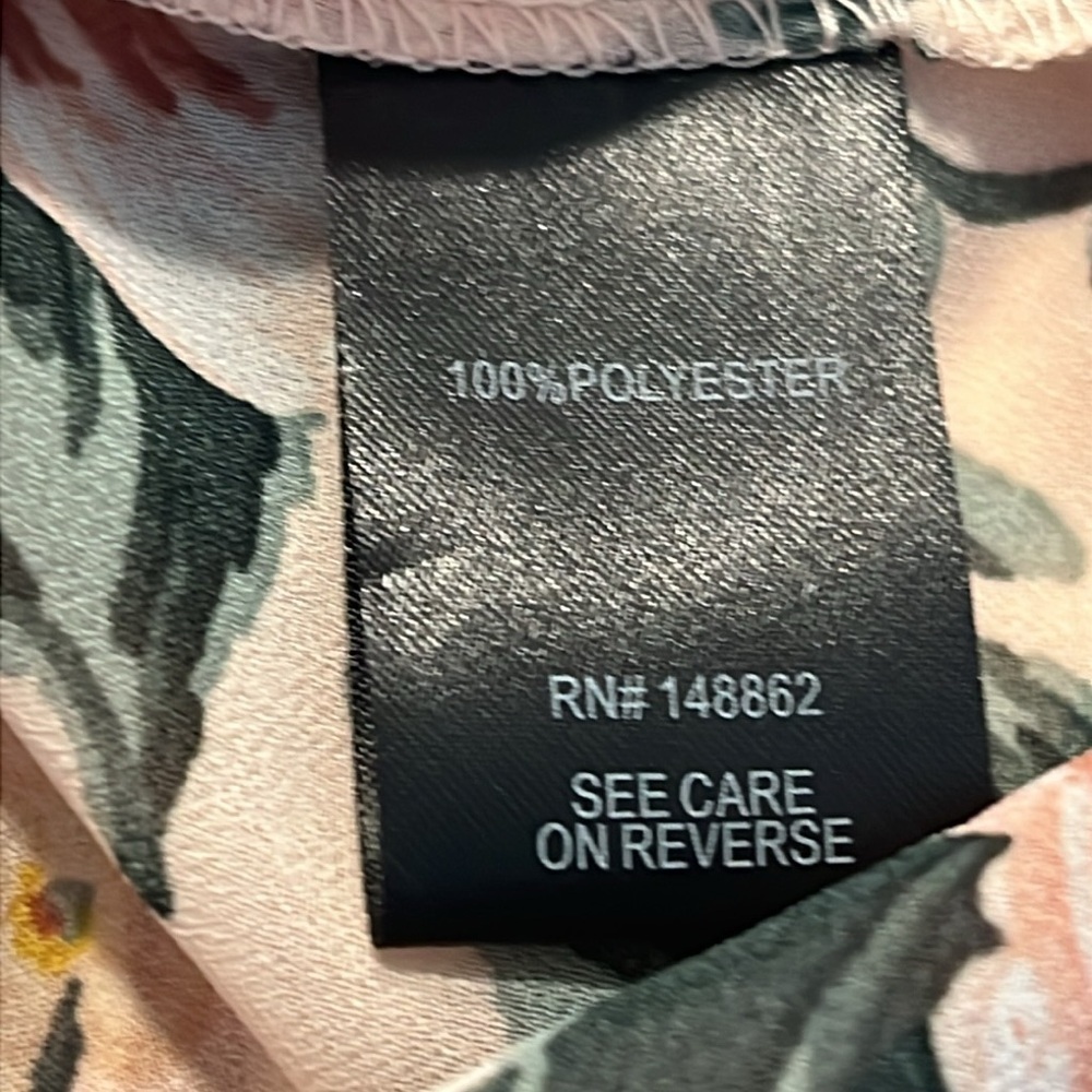 Torrid Lexie Light Pink Floral Chiffon H-Lo Babydoll Tunic Top size 1 - Picture 11 of 12